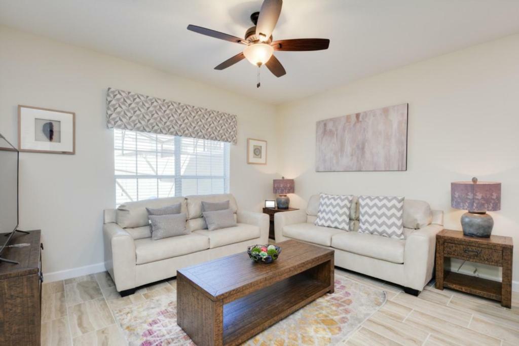 Pleasant House In Storey Lake Near Disney Kissimmee Exteriér fotografie